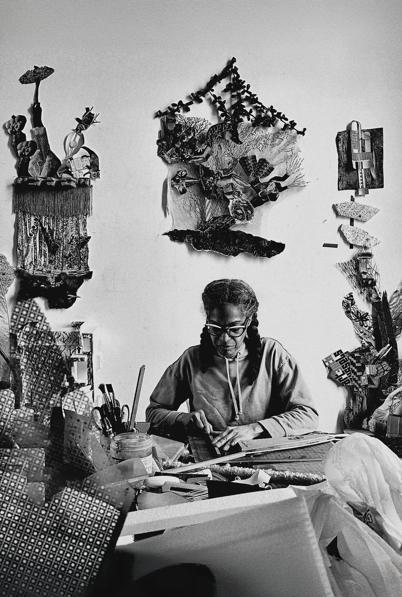 ARTISTS & COLLECTORS - Image 6