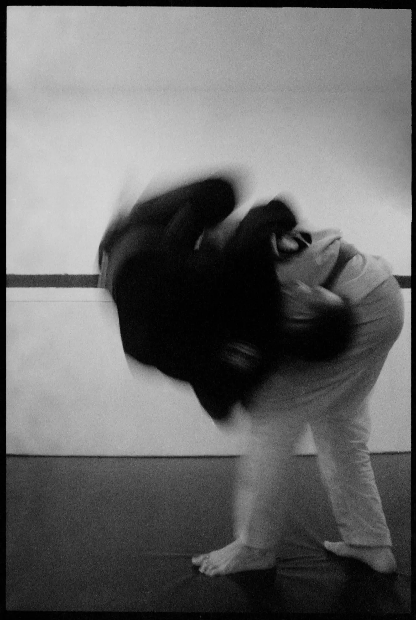 ON THE MAT - Image 14